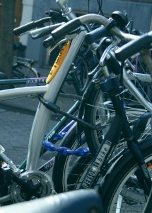 vélos bleus (sauf le B-twin