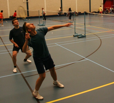 Marcin smashes